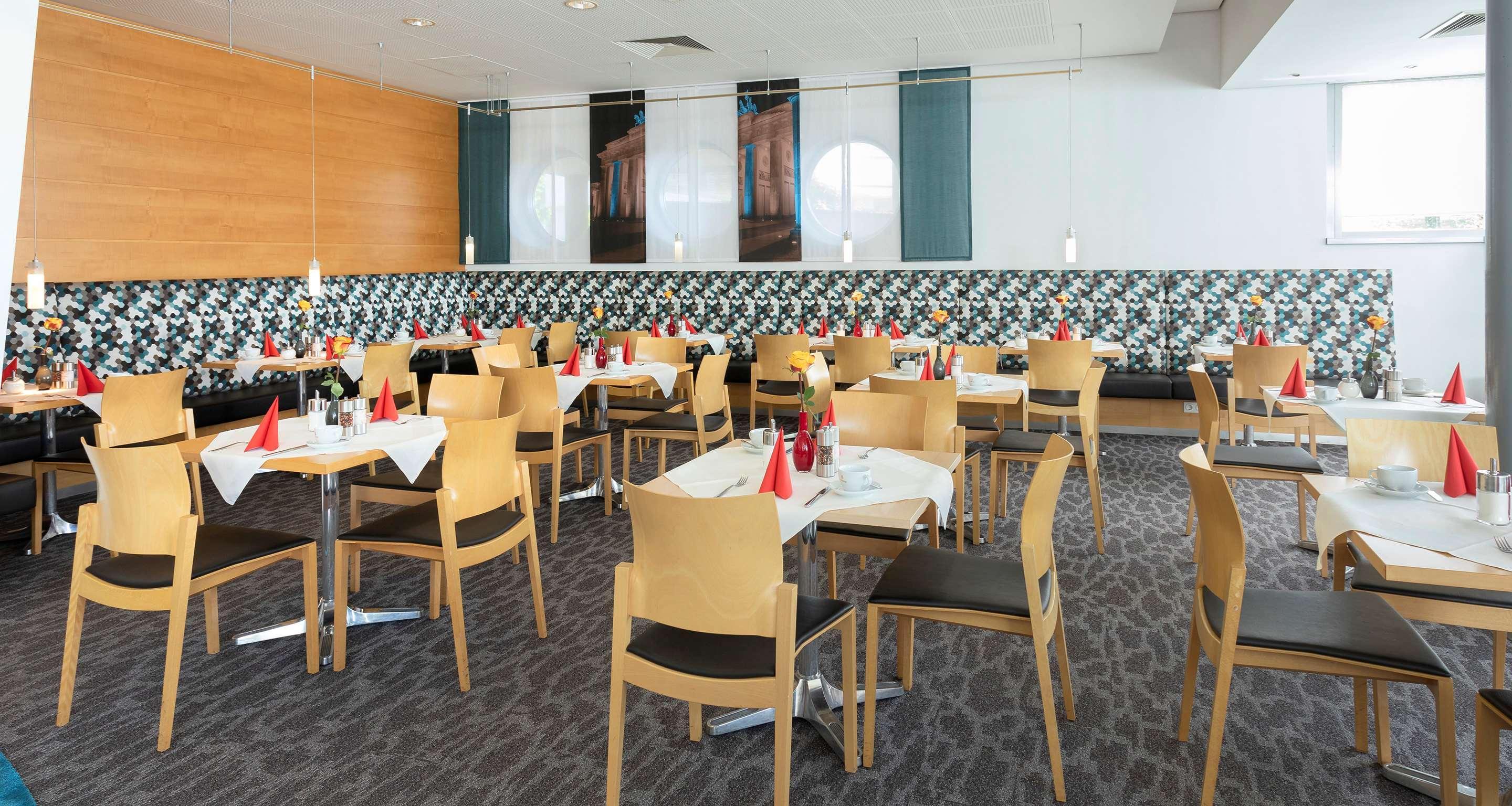 Best Western Hotel Am Europaplatz Königsbrunn Εξωτερικό φωτογραφία