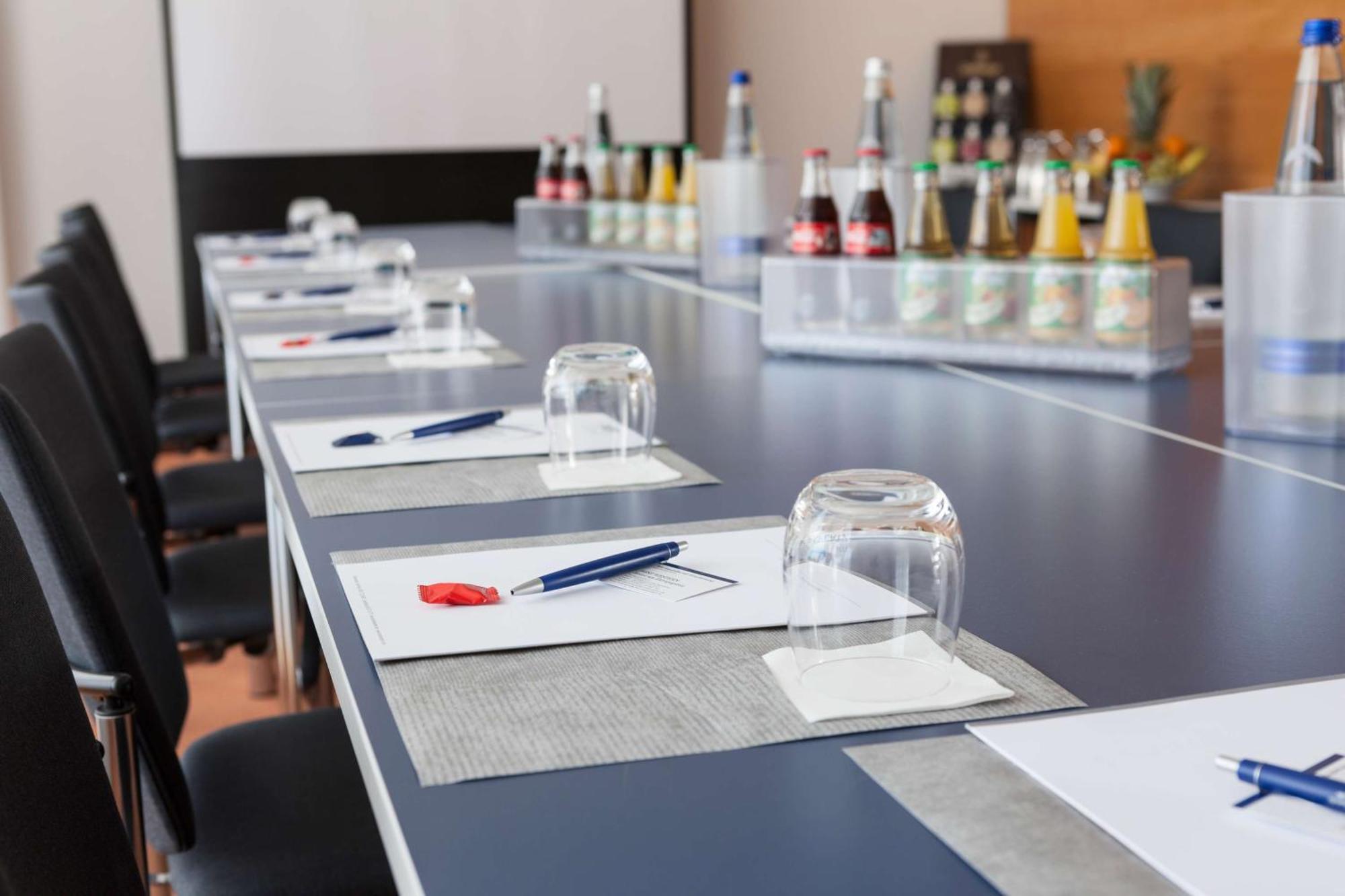 Best Western Hotel Am Europaplatz Königsbrunn Εξωτερικό φωτογραφία